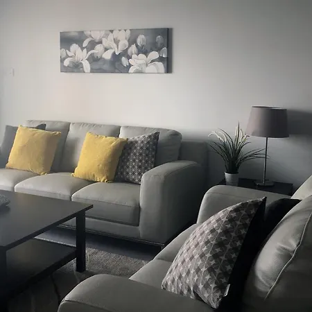 Diana House 716 * 利马索尔
